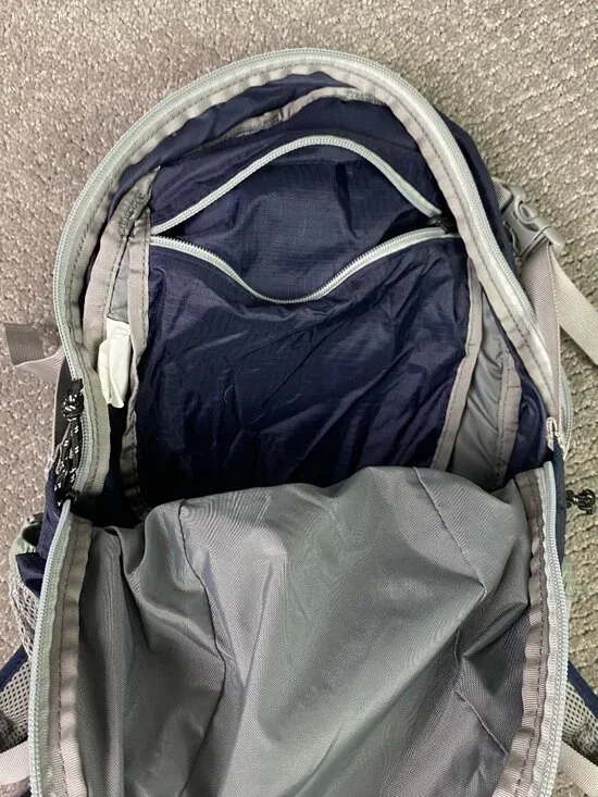 LL Bean Stowaway Ultralight Day Pack Backpack Blue Gray Packable Hiking 294234 - Picture 7 of 11